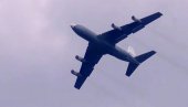 DRAMA U AVIONU: Stigla pretnja bombom, pilot hitno sleteo u Pariz!