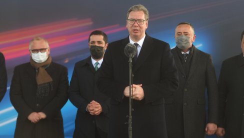 VUČIĆ O POPUŠTANJU MERA: Slušaćemo Krizni štab - nadam se da će brojevi nastaviti da padaju!