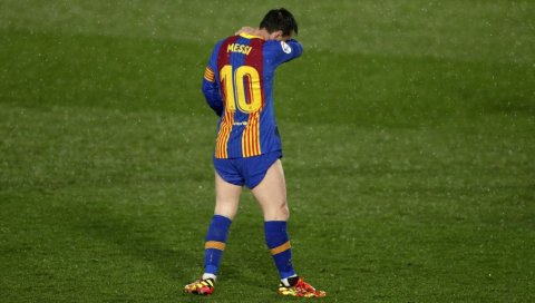КРАЈ ЈЕДНЕ ЕРЕ: Барселона потврдила да Меси одлази (ФОТО)