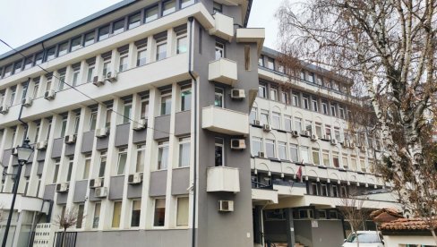 ОСЛОБОЂЕН ЗА ПРЕТЊЕ ПРЕДСЕДНИКУ СУДА У НОВОМ ПАЗАРУ: Апелација ослободила Фаха Бишевца ОСЛОБОЂЕН ЗА ПРЕТЊЕ ПРЕДСЕДНИКУ СУДА У НОВОМ ПАЗАРУ: Апелација ослободила Фаха Бишевца