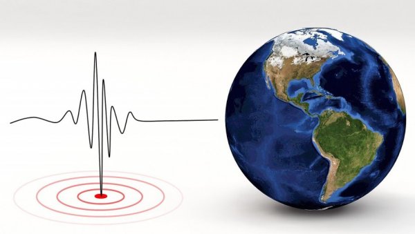 ТРЕСЛО СЕ ОСТРВО: Регистрован снажан земљотрес на дубини од 5 километара