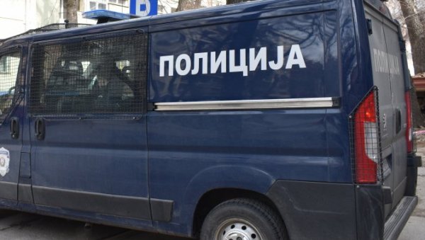 УХАПШЕНИ СРБИН И БЕЛГИЈАНАЦ: Полиција у аутомобилу пронашла 11 пакета са дрогом
