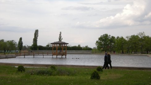 NOVO UREĐENJE IZLETIŠTA STARO JEZERO: Prekogranični projekat Kikinde sa rumunskom opštinom Žombolj