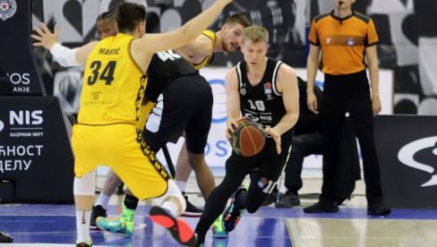 PARTIZAN POSLAO SPLIT U BARAŽ ABA LIGE: Crno-beli pregazili hrvatsku ekipu i trijumfalno završili sezonu u regionalnom takmičenju