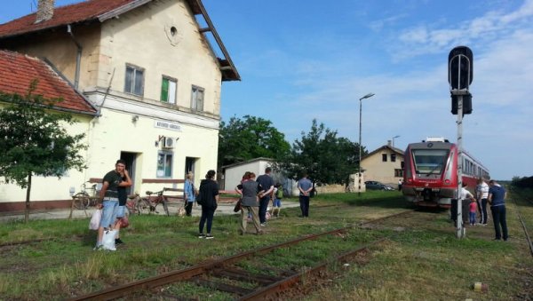 ВОЗ НЕ ХАЈЕ ЗА ПУТНИКЕ: Општина Оџаци упутила захтев за регулисање реда вожње од Раткова до Сомбора