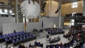 NEMAČKA UPOZORAVA UKRAJINU DA SMIRI STRASTI: Bundestag - Neshvatljivi su nam konstantni verbalni napadi ukrajinske strane