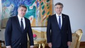 PLENKOVIĆ O MILANOVIĆU: Očigleno je besposlen pa i s jarićima nešto radi