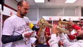 LJUDI, ISTORIJA: Oglasio se Milan Borjan sa emotivnom porukom za zvezdaše! (FOTO)