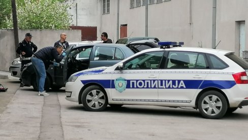 UHAPŠEN VOZAČ IZ NIŠA: Muškarac (42) osumnjičen da je autom pokosio troje tinejdžera iza rešetaka UHAPŠEN VOZAČ IZ NIŠA: Muškarac (42) osumnjičen da je autom pokosio troje tinejdžera iza rešetaka