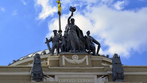PAT POZICIJA Ekonomista o problemima SAD  i Evrope u Ukrajini - Situacija očigledno očajna za njih