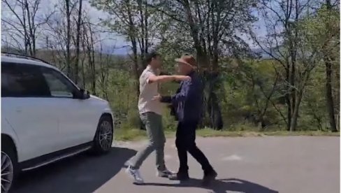 ĐOKOVIĆ NE MOŽE BEZ BOSANSKIH PIRAMIDA:  Pogledajte kako je Semir dočekao Novaka, Jelenu i decu, dan posle Vaskrsa (VIDEO)