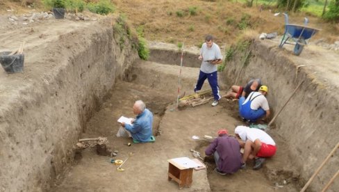 TRAGOVI PORUKE: Izložba u Zrenjaninskom muzeju