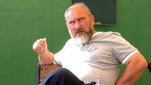 САХРАЊЕН ДАМИР ДОКИЋ!  Јелена се није појавила, нема умрлице, само син и непозната жена у сузама