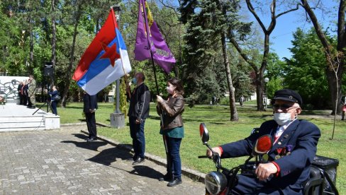 СЛАВА СВИМ БОРЦИМА: У Кикинди обележен Дан победе над фашизмом (ФОТО/ВИДЕО)