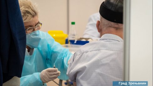 IMUNIZACIJA U ORLOVATU I KNIĆANINU: U Zrenjaninu dato 57.253 doza vakcina IMUNIZACIJA U ORLOVATU I KNIĆANINU: U Zrenjaninu dato 57.253 doza vakcina