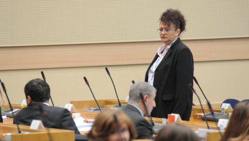 SONJA KARADŽIĆ JOVIČEVIĆ ZA „NOVOSTI“: Apsolutno i sa razlogom strahujemo za Radovanov život!