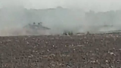 IZRAELSKI TENKOVI SE GRUPIŠU NA GRANICI SA POJASOM GAZE: Trupe proučavaju teren - razmatra se kopnena vojna operacija (VIDEO)