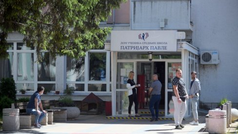 МЕСТА ЗА 10.902 УЧЕНИКА: Расписан конкурс за смештај у ђачке домове