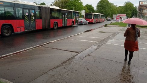 OD BATAJNICE  DO GRADA 30  MINUTA DUŽE: Zbog postavljanja toplovodnih cevi, danima kolone vozila do Pupinovog mosta