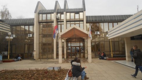 IDEJE O REVITALIZACIJI „ARSENALA“:  U rektoratu Univerziteta u Kragujevcu o industrijskom nasleđu