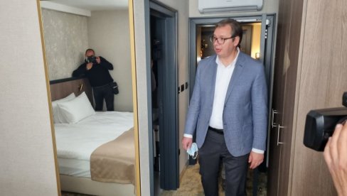 KORONA BROJKE BOLJE - Vučić apelovao: Vakcinišite se, to je spas!