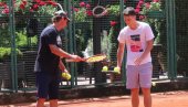 UVERTIRA PRED SERBIA OPEN: Nalbandijan nije štedeo Kecmanovića na beogradskoj šljaci (FOTO)