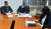 POPUSTI U 150 FIRMI: U Modriči potpisan ugovor sa Fondacijom Za porodicu