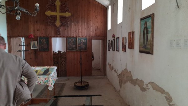 ОГЛАСИЛА СЕ КАНЦЕЛАРИЈА ЗА КИМ: Нови удар на Србе - На Космету оскрнављена још једна црква (ФОТО)