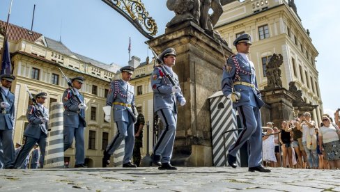 ЧЕСИ МОЛЕ РУСИЈУ ДА ИХ УКЛОНИ СА СПИСКА: Москва јасно рекла које земље су непријатељске, Кулбанек реаговао