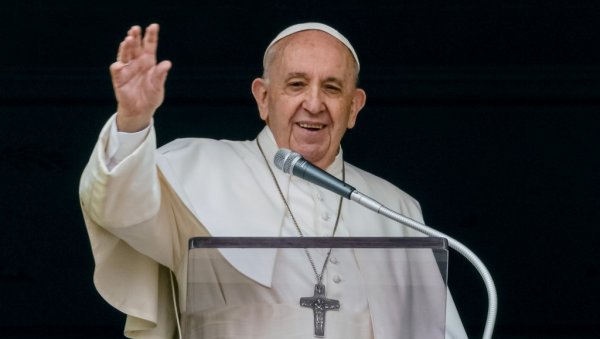 ПРВИ ПУТ У ИСТОРИЈИ: Папа Фрања гост у програму италијанске телевизије