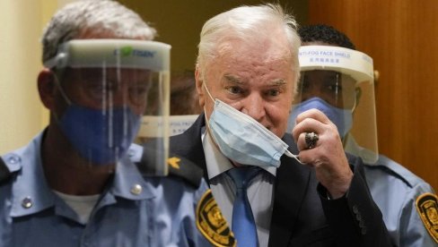 TIM LEKARA UKC RS STIGAO U HAG: Poznato kada bi trebalo da pregledaju generala Ratka Mladića