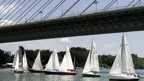 JEDRIMA OKO ADE MEĐICE: Na Savi održana tradicionalna regata, posle godinu dana pauze