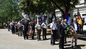 ВИДОВДАН ОБЕЛЕЖЕН И У КИКИНДИ: Српски ратни ветерани положили венце на споменик Туга (ФОТО)