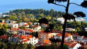 U KOLIMA SMO SA TROJE DECE, NEMAMO GDE: Nova bruka u Hrvatskoj, vlasnici apartmana otkazuju rane rezervacije i izdaju duplo skuplje
