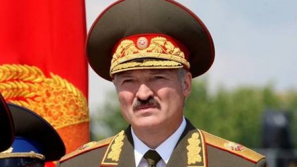 ЛУКАШЕНКО ОДГОВОРИО ЗАПАДУ: Пресаберите се, руска војска ће бити размештена у Белорусији само под једним условом