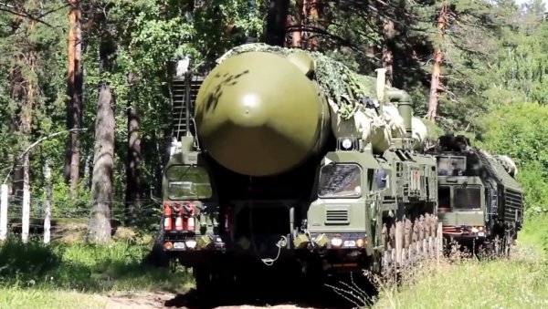 ГЕНЕРАЛ МУРАВЕЈКО: Белоруска војска употребиће нуклеарно оружје ако буде угрожен суверенитет