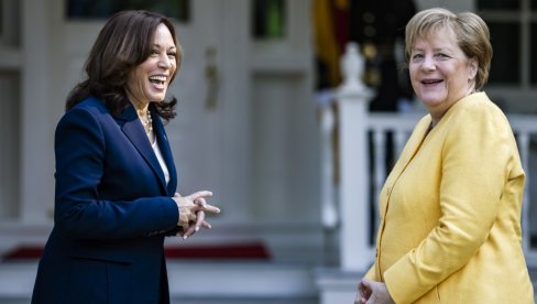 OGLASILA SE POTPREDSEDNICA AMERIKE: Kamala Haris otkrila o čemu je razgovarala sa Angelom Merkel (FOTO)