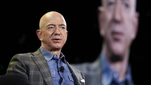 BEZOS SKINUO MASKA SA TRONA: Osnivač Amazona prvi na Blumbergovoj listi milijardera