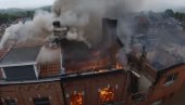 POŽARI U POPLAVLJENOM GRADU: Stravične scene iz Belgije, vatrena stihija guta kuće (VIDEO)