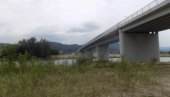 FINALE SA BRATUNAČKE STRANE: Ekipa Novosti na gradilištu buduće kontrole na mostu Bratoljub (FOTO)