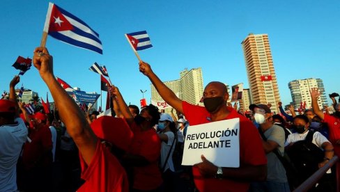 KUBANSKA VLADA ORGANIZOVALA MITING: Desetine hiljada pristalica izašlo na ulice, predsednik optužio SAD za teror