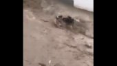 DRAMATIČNE SCENE U TURSKOJ: Poplave stigle i do ove zemlje, stradale najmanje dve osobe! (FOTO/VIDEO)
