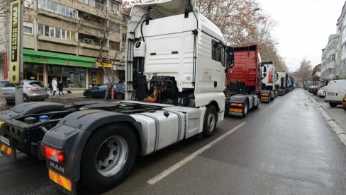 POD LUPOM KAMIONI I AUTOBUSI: Akcija pojačane kontrole saobraćaja u Kraljevu