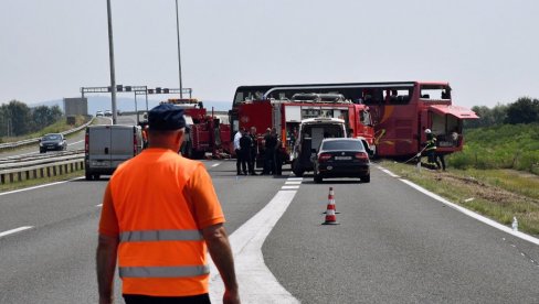 АУТО-ПУТ СМРТИ: Тоше Проески страдао је на месту где је јуче погинуло 10 људи - Ова деоница била је кобна за многе (ФОТО)