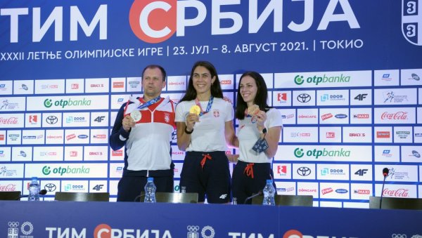 ДОЧЕК ШАМПИОНА: Освајачи олимпијских медаља стигли у Београд (ФОТО/ВИДЕО)