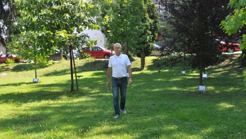 СЕЋАЊЕ НА ВЕЛИКАНЕ: Традиционални „Дани Бате Стојковића“ одржавају се у Врњачкој Бањи