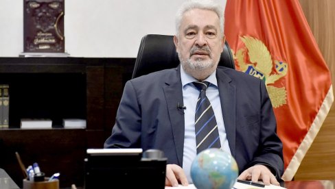 KRIVOKAPIĆ GUBI KOMPAS: Napada Srpsku pravoslavnu crkvu! KRIVOKAPIĆ GUBI KOMPAS: Napada Srpsku pravoslavnu crkvu!