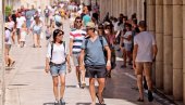 NAJVIŠE TURAKA I KINEZA: Srbiju u julu posetilo više od 270.000 stranaca! NAJVIŠE TURAKA I KINEZA: Srbiju u julu posetilo više od 270.000 stranaca!