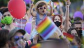 БРИТАНСКИ ТЕЛЕГРАФ ТВРДИ: ЕК усвојила нову стратегију - деца у школама могу да бирају пол