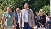 VAKCINA NIKOM NIJE NAŠKODILA: Vučić - Ja ću primiti i treću dozu - Molimo ljude da se vakcinišu!
